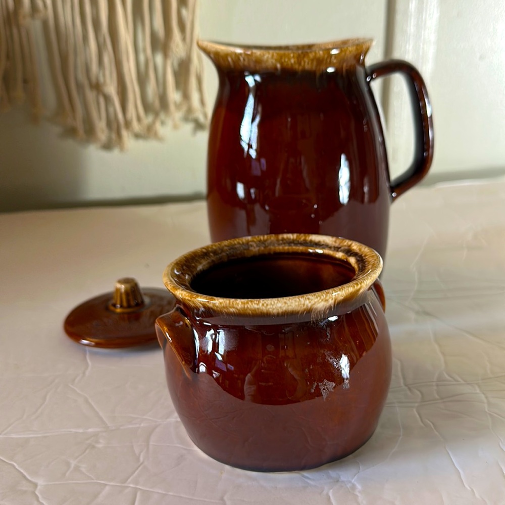 5 piece Glazed Hull Pottery set